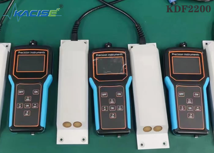 Débitmètre Doppler ultrasonique portatif de KDF2200 pour l'écoulement Rate Measurement de vitesse