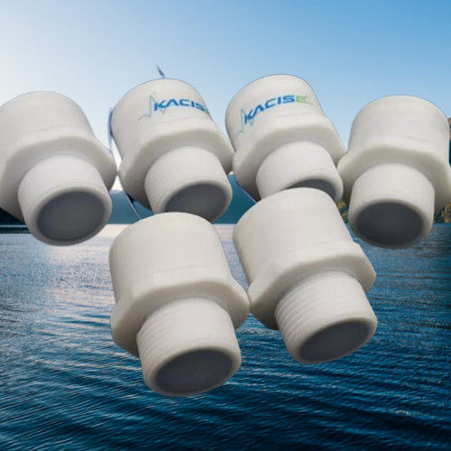 Capteur de niveau ultrasonique de 3 m de portée avec sortie RS485 et boîtier en PTFE pour environnements corrosifs