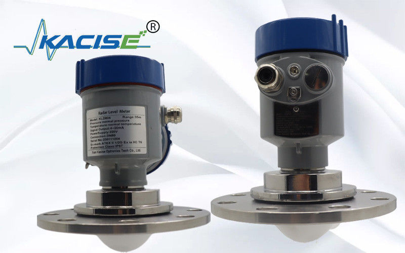 Capteur de niveau de radar Kacise OEM 80GHz 100m Range FMCW Radar Level Meter avec protection et affichage IP67