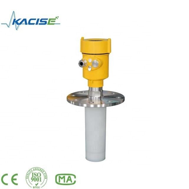 Mesureur de niveau radar de haute précision à 26 GHz avec mesure sans contact des liquides et des solides