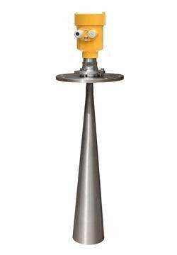 Capteur de niveau radar 26 GHz avec plage de mesure de 10 à 80 m et protection IP67 pour silos et solides