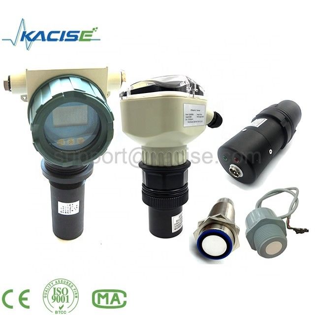Transmetteur intelligent de niveau d'eau à longue distance de la série GXUM avec résolution de 3 mm et portée de 10 m dans un boîtier imperméable à l'eau IP67