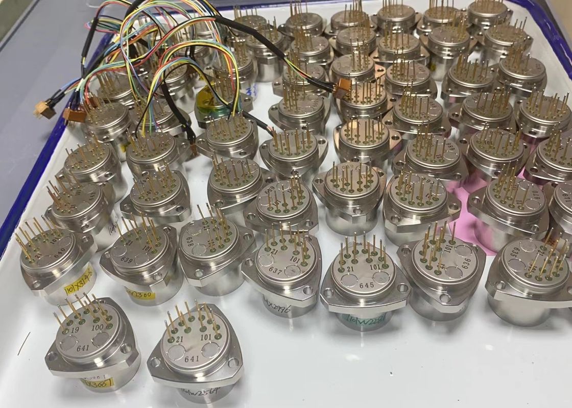 Capteur d'accéléromètre à quartz flexible compact à haute performance avec une résolution < 30 μg pour la surveillance des vibrations (-40 ∼ 180 °C)