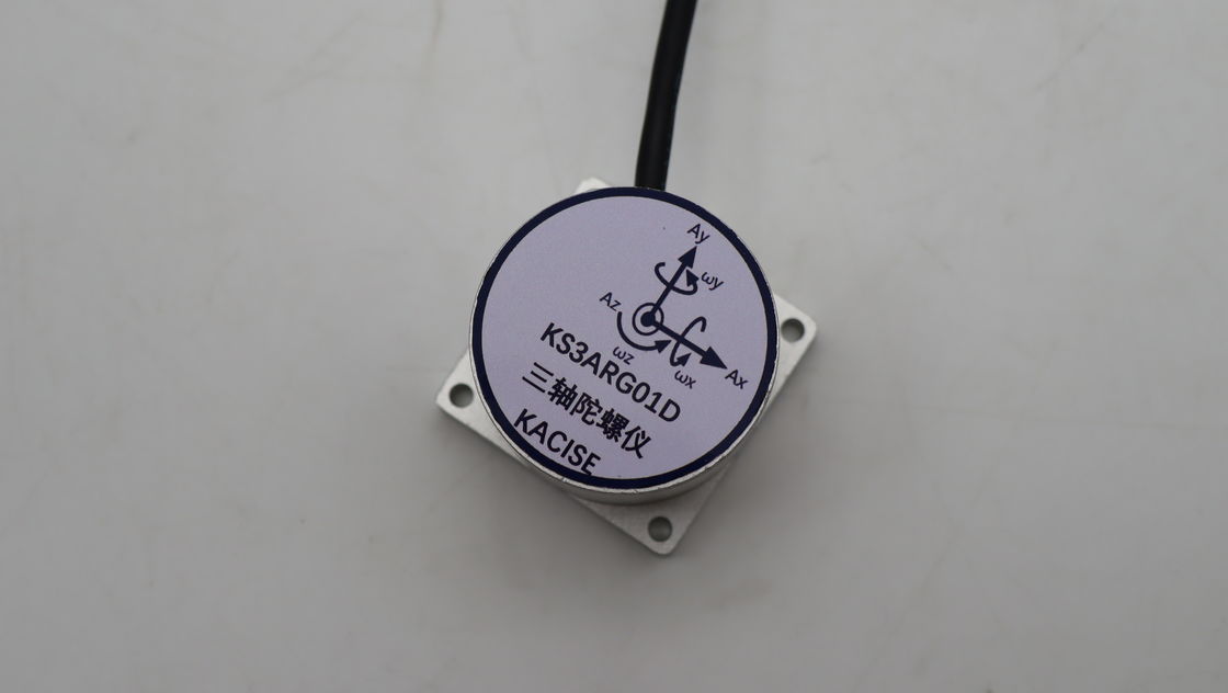 Capteur gyroscope électronique avec répétabilité de polarisation ≤0,15(゜/s) stabilité de polarisation ≤12(゜/h) et plage de ±300(゜/s) pour la navigation inertielle