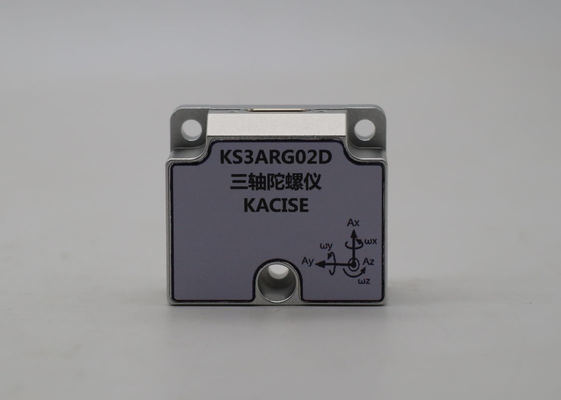 Capteur gyroscopique MEMS à trois axes avec une plage ≤ ± 0,1 et une fréquence de mise à jour des données de 2000 Hz