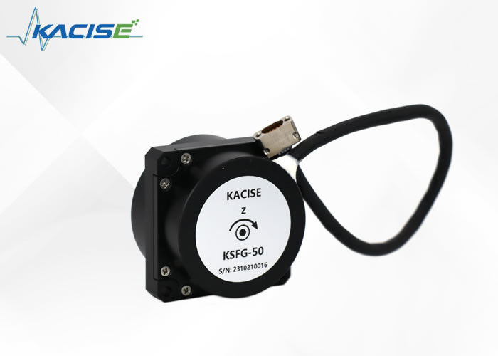 Gyroscope à fibre optique de haute précision avec un facteur d'échelle ≤ 10 ppm, non linéaire, léger < 130 g et large plage de température -45°+70°C