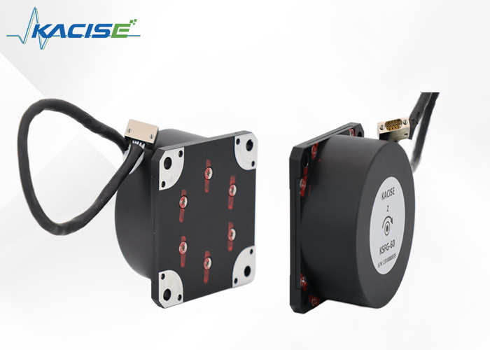 Capteur de gyroscope à fibre optique pour systèmes de navigation avec coefficient de marche aléatoire ≤ 0,01 ((o/h1/2) et dérive de biais ≤ 0,1 ((°/h)