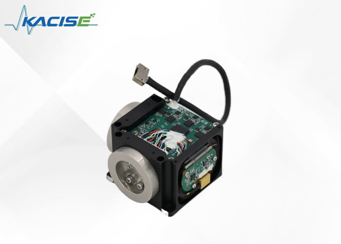 Capteur FOG à trois axes de haute précision pour la navigation UAV avec poids <320g et sortie numérique RS422