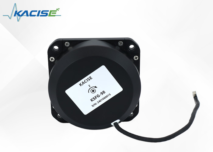 Gyroscopes en fibre optique pour la navigation aérienne et les essais de stabilité des plates-formes avec dérive de biais ≤ 0,01 ((°) / H