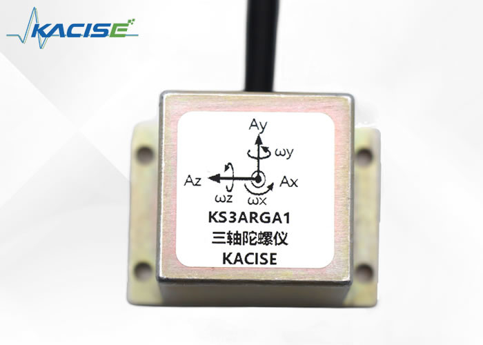 Sensor gyroscopique MEMS de haute précision pour des environnements à température de stockage de -65 ̊+125 °C