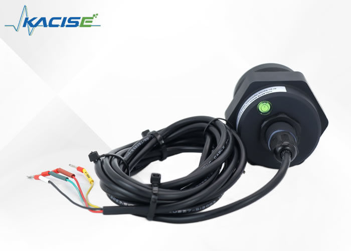 Radar de sortie RS485 de 10 m, détecteur de niveau d'eau avec une précision de ±2 mm et une résistance à l'eau IP68 pour la surveillance des rivières