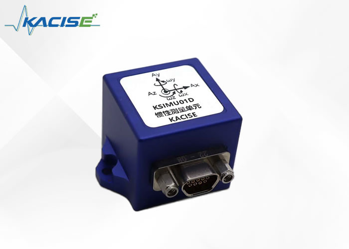 MTBF 10Kh MTBF Sensor de gyroscope électronique Vibration 6 G 20 ‰ 2000 Hz Échelle complète ≤ 0,3°/h