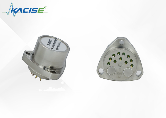 Accéléromètres à quartz pour systèmes de navigation par inertie avec résolution < 1 μg et poids ≤ 75 g