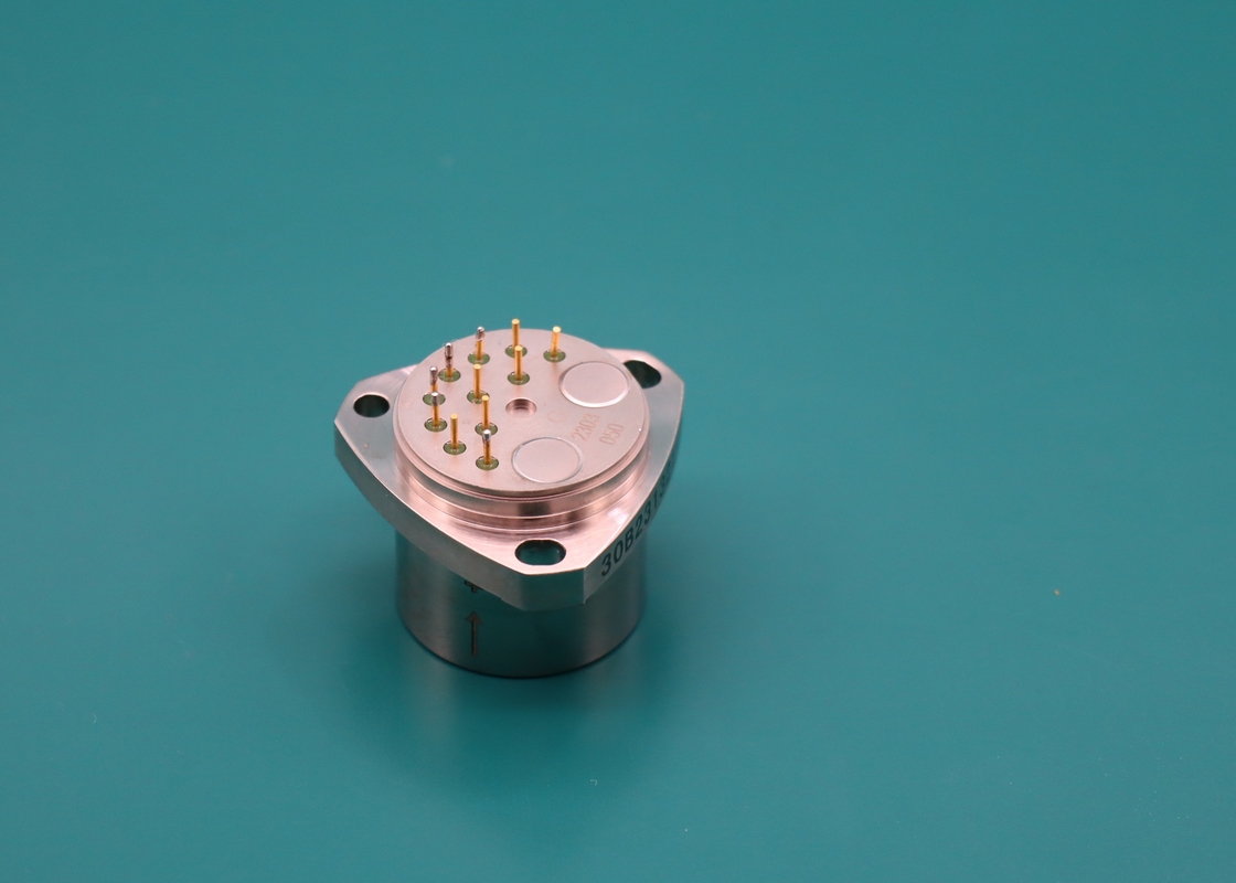 Facteur d'échelle 1,2 ~ 1,6mA/G Sensor d'accéléromètre résistant aux chocs pour des applications de précision