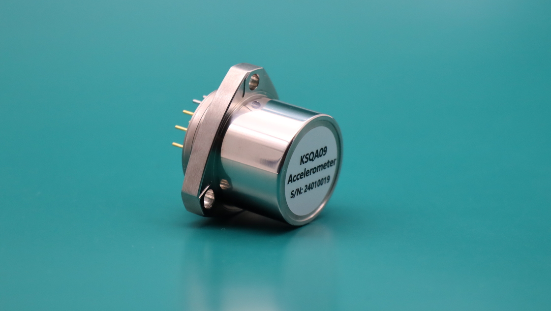 20 g Facteur d'échelle du capteur de l'accéléromètre sinusoïdal de pic de vibration 0,9-1,3 mA/g Résolution < 5 μg
