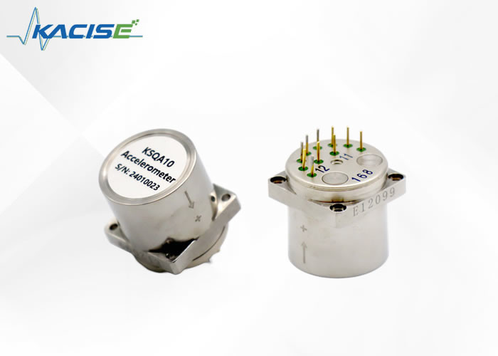 Facteur d'échelle 1,2 ~ 1,6 mA/g Capteur d'accéléromètre pour la sensibilité à la température ≤ 30 ppm/°C~≤ 80 ppm/°C