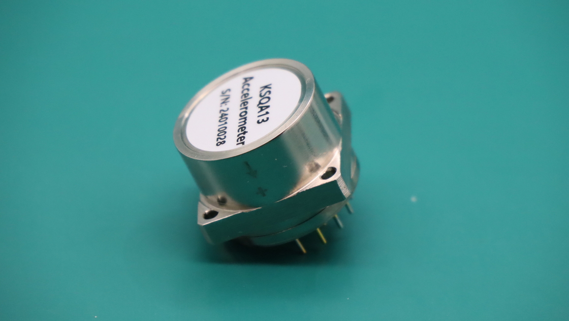 Voltage d'alimentation Accéléromètre en courant continu ±12~±18V Avec une large plage de température de stockage -55°C+120°C Température de stockage