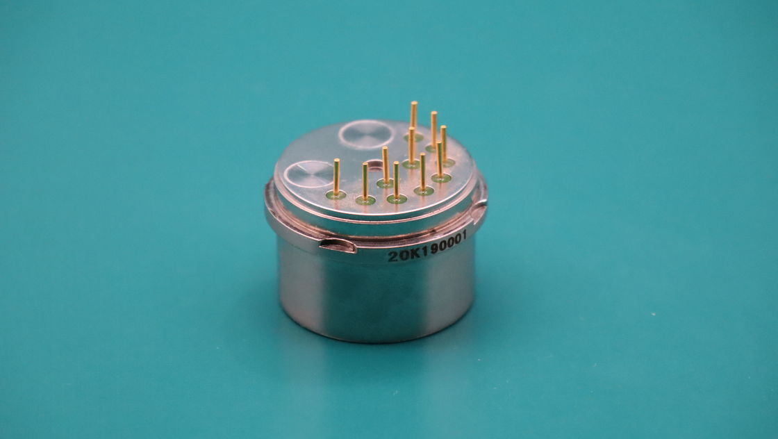 Accéléromètre flexible au quartz de précision avec facteur d'échelle de 1,3 à 3,5 mA/g pour les conditions extrêmes et résistance aux chocs de 1000 g