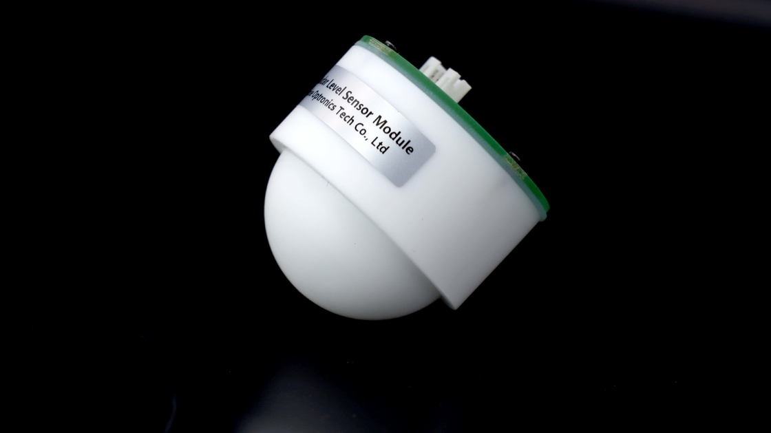 Modules de diamètre de 47 ou 64 mm Module de capteur de niveau radar à 80 GHz Avec une largeur de faisceau de ±2,75°