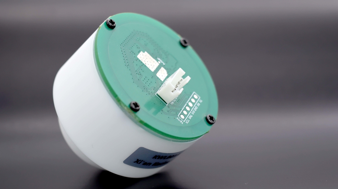 Module de capteur de niveau radar KLM800 à haute intégration avec une largeur de faisceau d'antenne de ±2,75° et une portée de mesure de 10 m