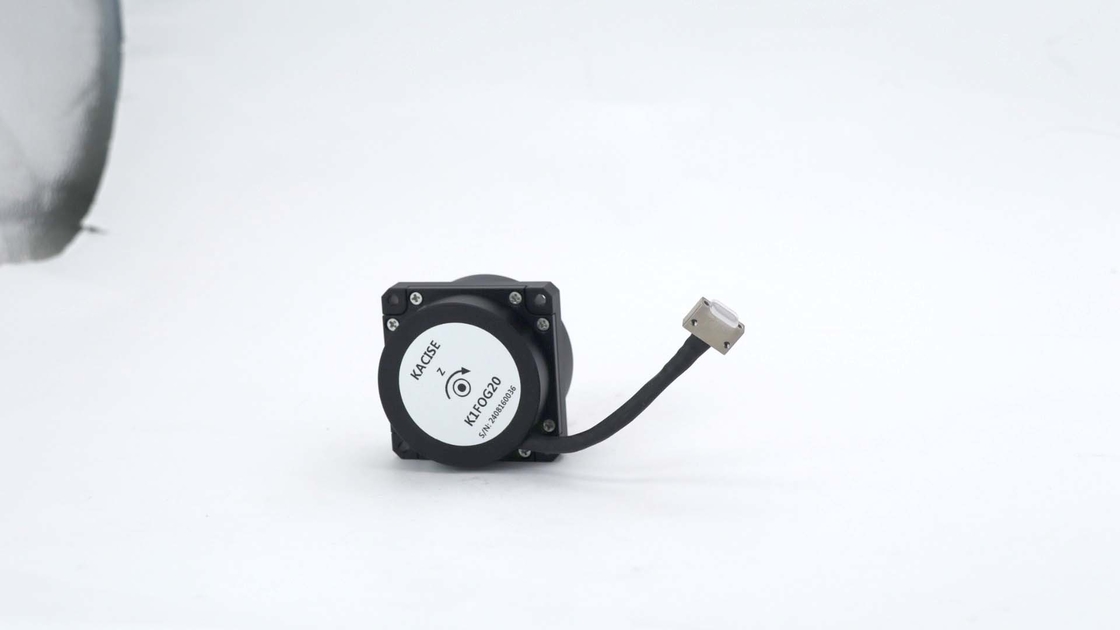 Facteur de répétabilité de l'échelle du gyro de petite taille de brouillard ≤ 10 ppm Température de fonctionnement -45 ̊ 70 ̊C