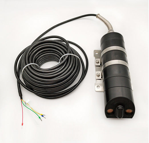 Débitmètre Doppler à ultrasons avec précision du débit de ± 1 %, protection IP68 et alimentation 10,8 V CC ~ 26,4 V CC pour la surveillance des inondations.