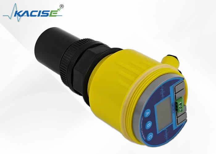 Indicateur de niveau à ultrasons KUM-100 avec communication sans fil 4G/LoRa, alimentation DC12-28V et précision ±0,5 % F.S