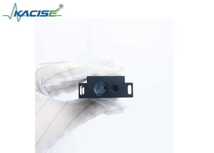 Capteur de distance laser de haute précision ± 1 mm avec portée de 40 m et laser de classe II pour une mesure précise
