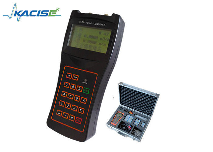 Débitmètre ultrasonique portable KUFH2000B avec fonction de mémoire de données et mesure non intrusive à une consommation de 1,5 W