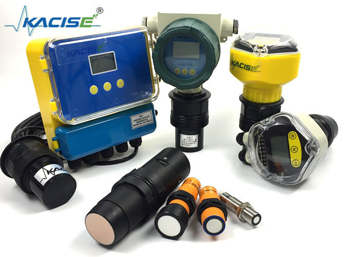 0.5m - 60m Capteur de niveau ultrasonique sans contact avec protection IP65/IP66 et sortie 4-20mA/RS485