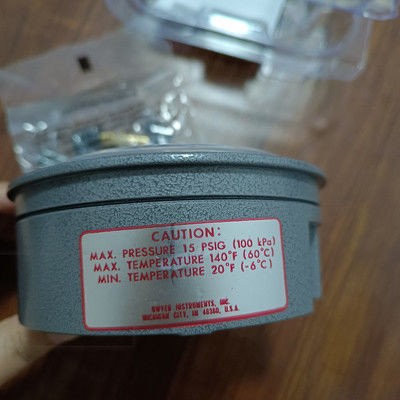 Dwyer série 2000 manomètre différentiel magnéhélique avec 0-60 dans la plage w.c ± 2% de précision et 1/8 de connexion NPT