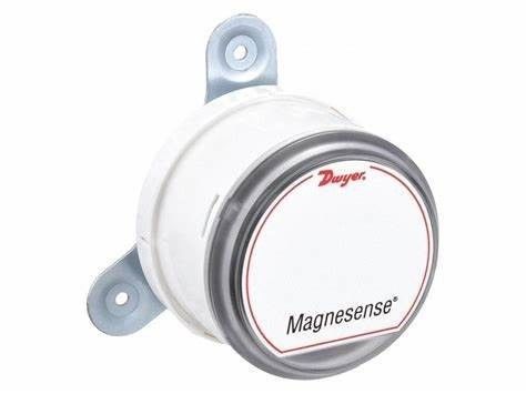 Transmetteur de pression différentielle Magnesense série MS Dwyer avec sortie 4-20 mA et plages sélectionnables sur site