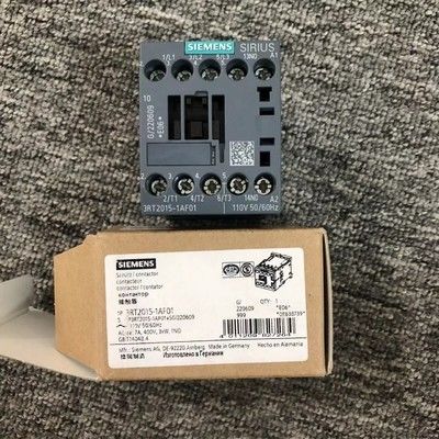 Siemens 3RT2015-1AF01 Contacteur d'alimentation à trois pôles avec courant nominal de 7 A et tension de bobine CA de 110 V