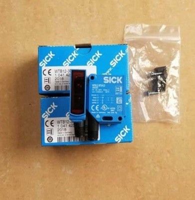 Capteur de proximité de la série W12-3 Dimension de détection de 30 à 500 mm pour la méthode de détection photoélectrique