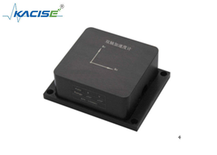 Accéléromètre biaxial avec plage de ± 10 g, sortie RS485 et plage de température complète pour des performances de vibration