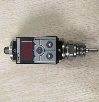 HYDAC ETS 326-3-100-000 Commutateur électronique de température pour applications industrielles avec taille compacte et certification CE