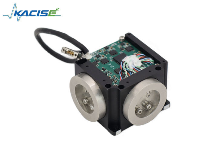 KSGYR312F Giroscope à trois axes en fibre optique avec un biais ≤ 0,1°/h, des dimensions de 71,5×68×45 mm et une dissipation de puissance de < 4 W