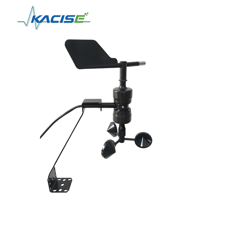 Capteur de vitesse et de direction du vent intégré KQS-FSFX-S avec une précision de ± 3°, une consommation d'énergie maximale de 0,9 W et un corps en alliage d'aluminium