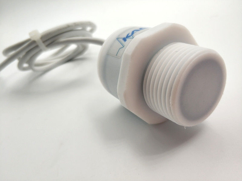 Capteur de niveau d'Ultrosonic du signal KUS550 d'anti de corrosion du fluide de niveau du mètre PTFE niveau fort de réservoir