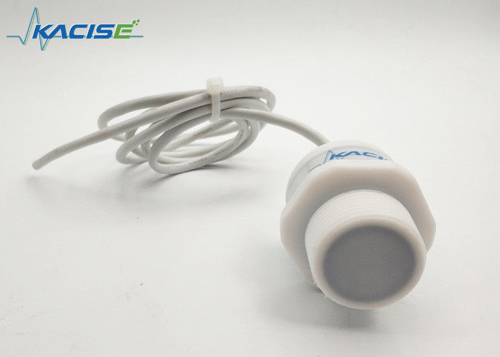 Émetteur de niveau ultrasonique sans fil alimenté par batterie à faible puissance avec protection IP65 pour la mesure du niveau du fluide