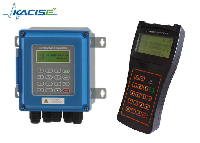 Mètre d'écoulement à ultrasons portable à haute précision ±1% avec communication Modbus RS485 pour la mesure numérique du débit d'eau