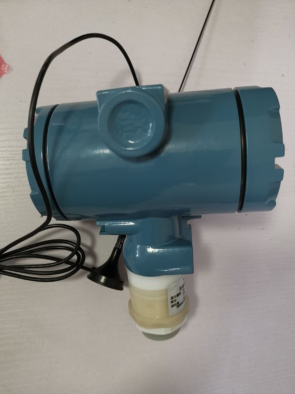 Capteur de niveau IoT à ultrasons IP65 industriel avec une fréquence de 125 KHz et une consommation d'énergie de 30 mA